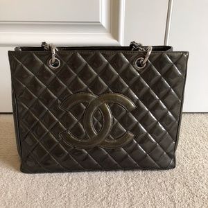 Chanel Dark Green Patent Leather Handbag
